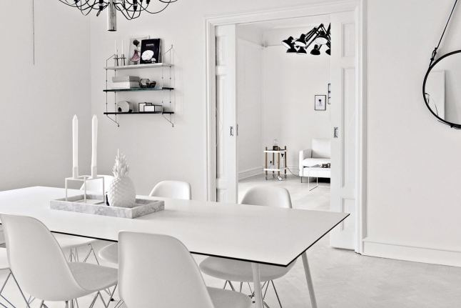 total-white-dining-room-ITALIANBARK