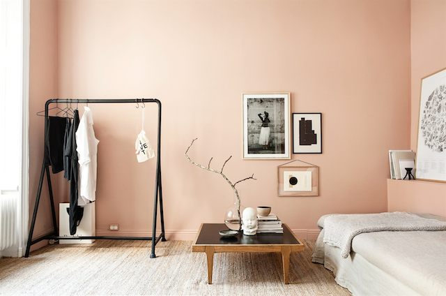 Coloured walls at home, wall painting ideas - ITALIANBARK, interior design blog, , pink wall, pink interior, salmon wall, parete salmone, parete rosa