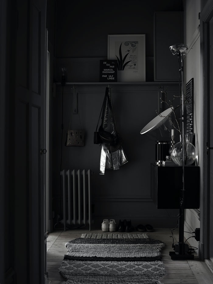 dark interiors, moody interior trends, black interiors, italianbark