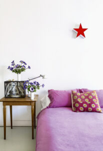 colourful bohemien home, madrid interior, boho apartment, fucsia home decor, italianbark interior design blog