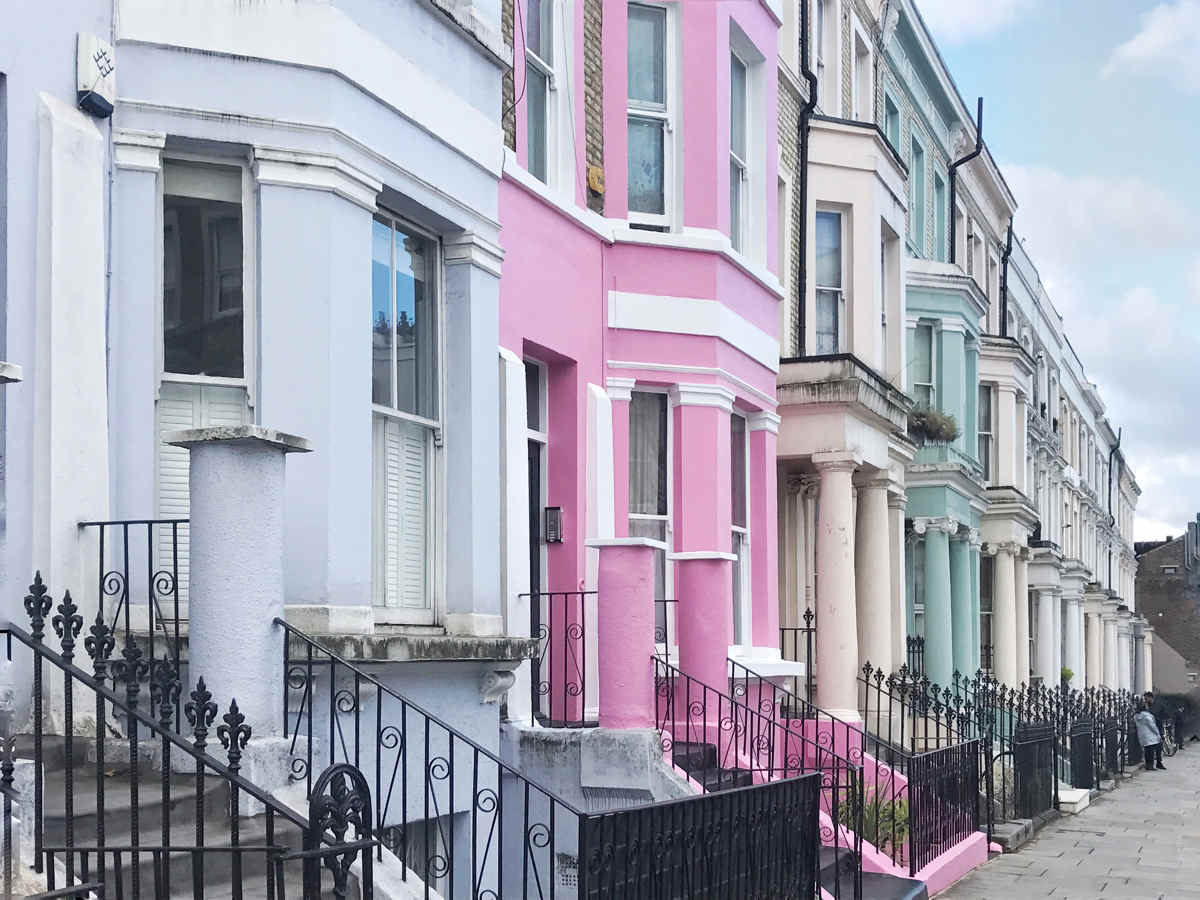 Notting Hill Instagram colourful houses